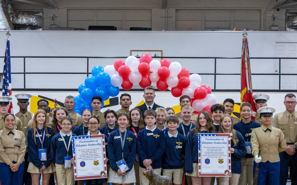 24th MEU adopts New Bridge Middle School