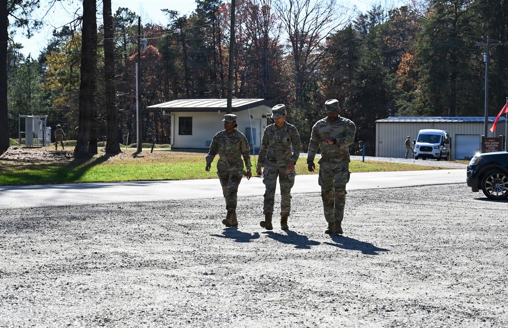 Soldiers Qualify on M17 Pistol at Fort Anderson–Pinn–Hill Shooting Range