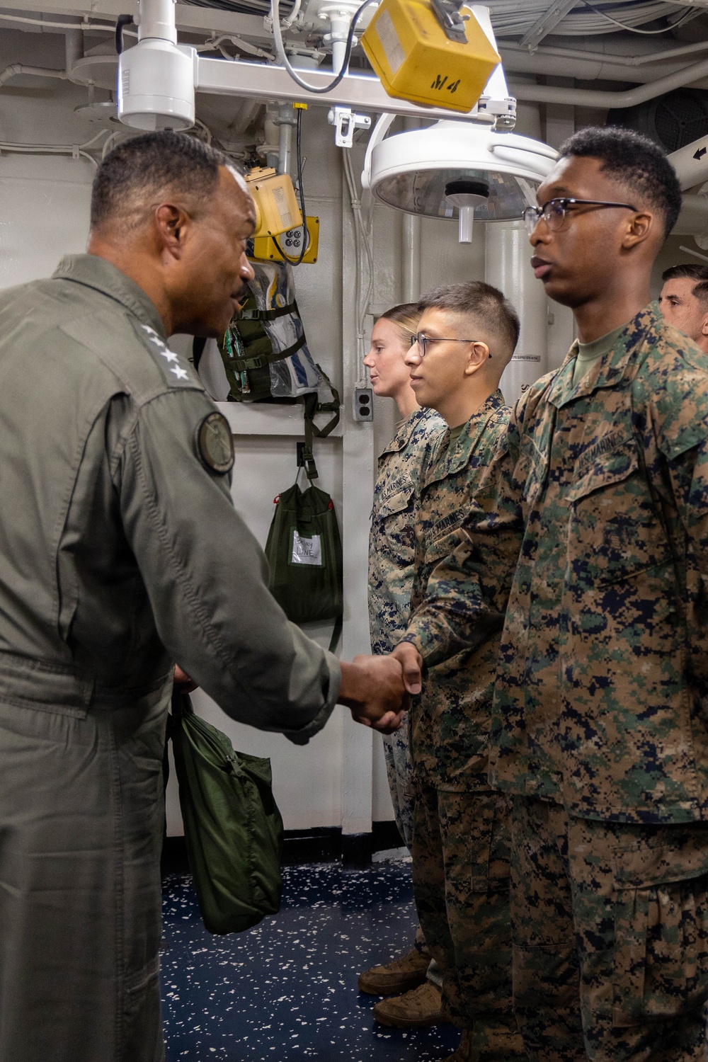22nd MEU(SOC) | USSOUTHCOM Commander, Admiral Alvin Holsey visits USS Iwo Jima
