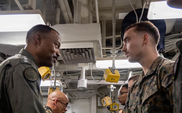 22nd MEU(SOC) | USSOUTHCOM Commander, Admiral Alvin Holsey visits USS Iwo Jima