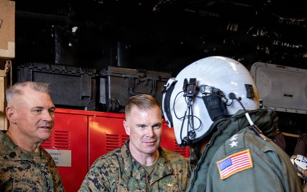 22nd MEU(SOC) | USSOUTHCOM Commander, Admiral Alvin Holsey visits USS Iwo Jima