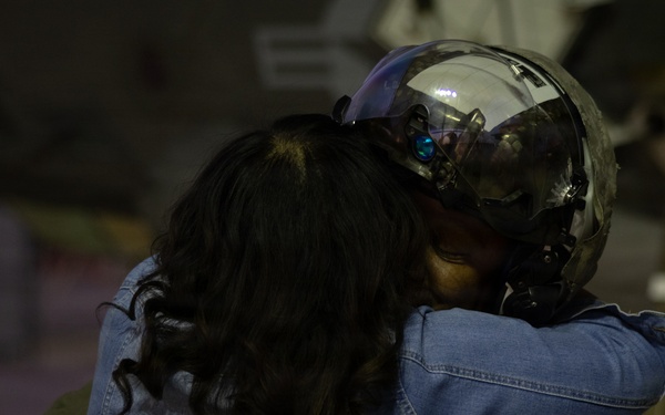 VMFA-211 Returns Homes after Deployment to Japan