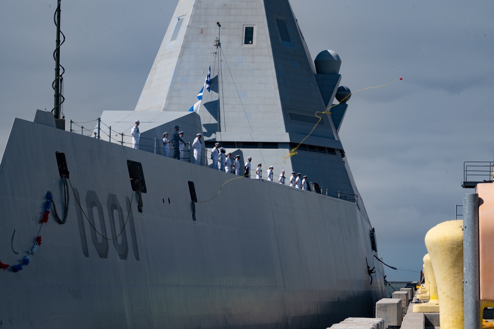 USS Michael Monsoor (DDG 1001) Returns to Homeport