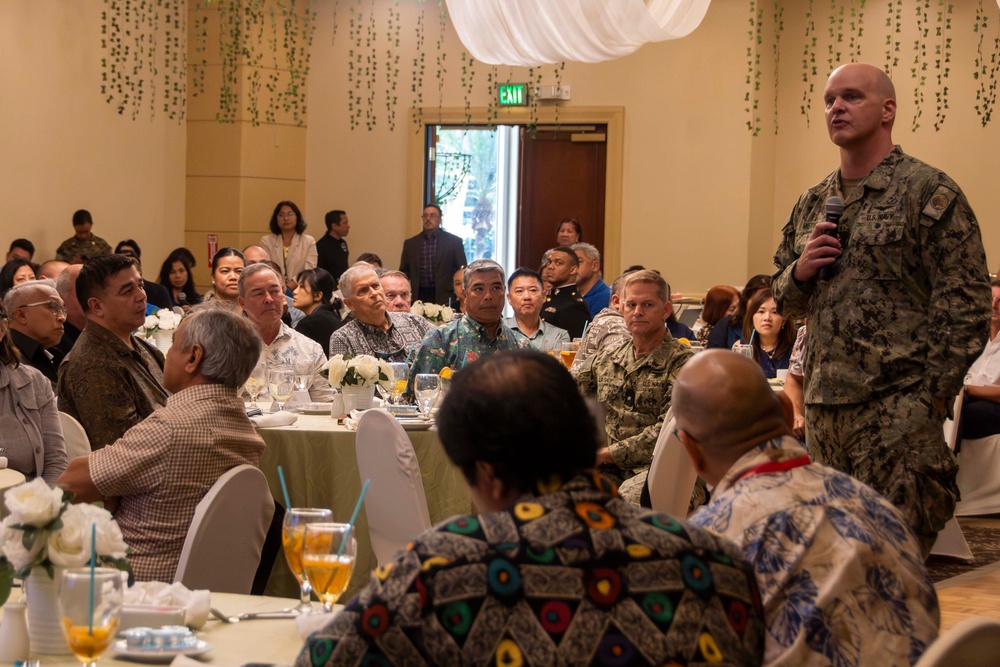 JRM commander attends Guam Chamber of Commerce meeting