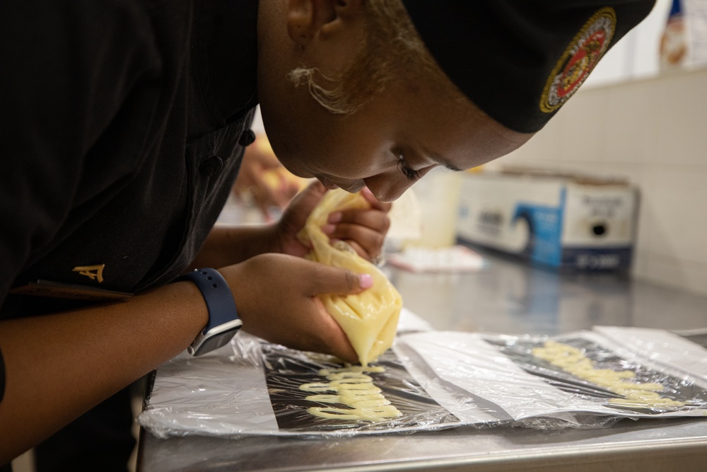 Food Service Marines with Combat Logistics Regiment 37 Hold Cake Competition