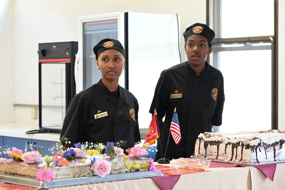 Food Service Marines with Combat Logistics Regiment 37 Hold Cake Competition