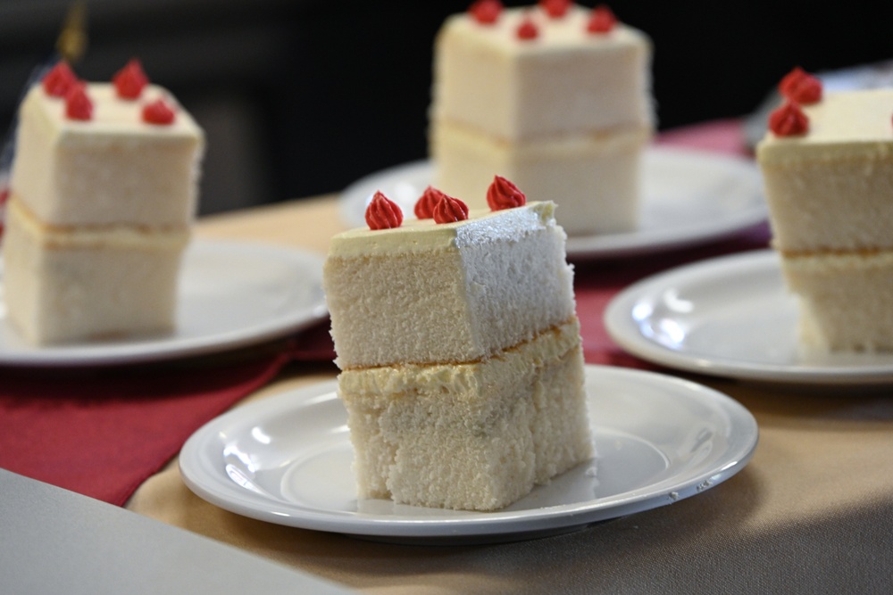 Food Service Marines with Combat Logistics Regiment 37 Hold Cake Competition