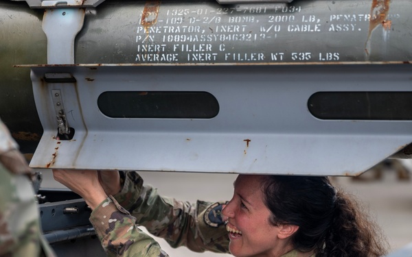 Loading Lethality: 3rd Quarter Weapons Load Competition