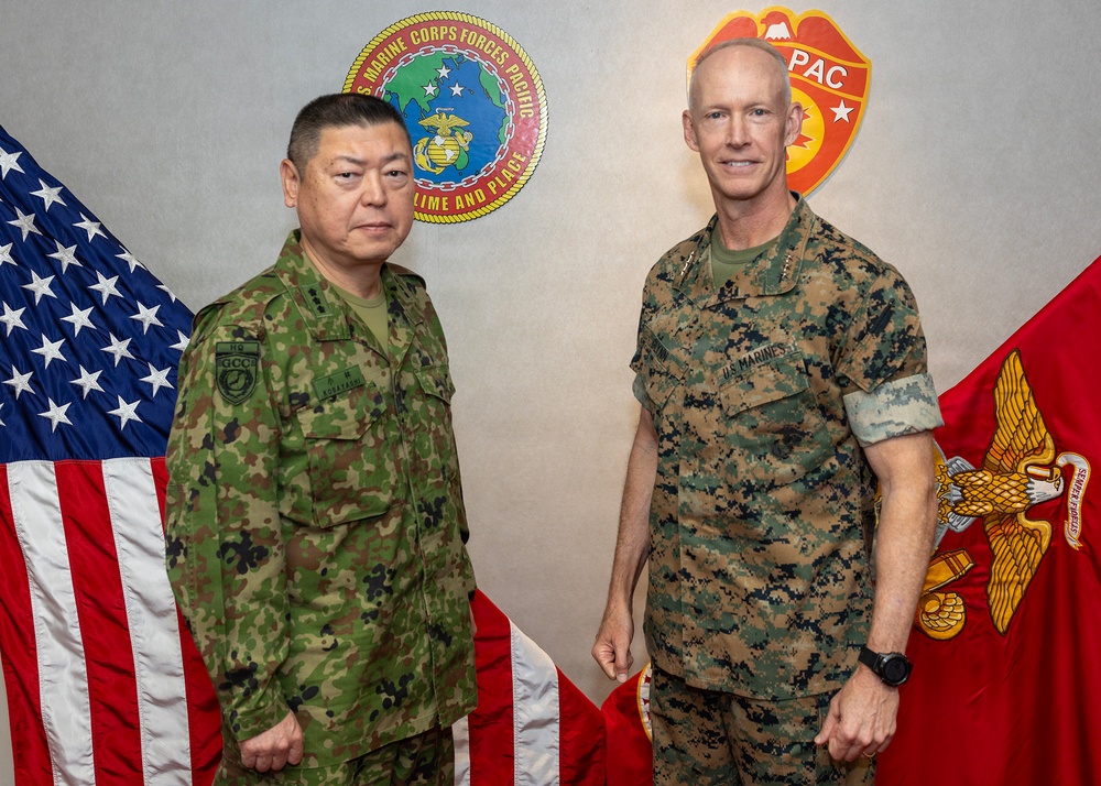 COMMARFORPAC meets with JGSDF DV