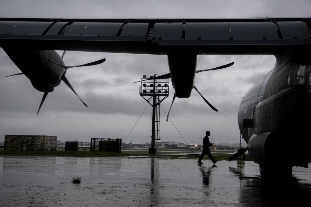 374 AW Airmen Mobilize to Support Philippine Disaster Relief Efforts after Typhoons Kalmaegi and Fun-Wong