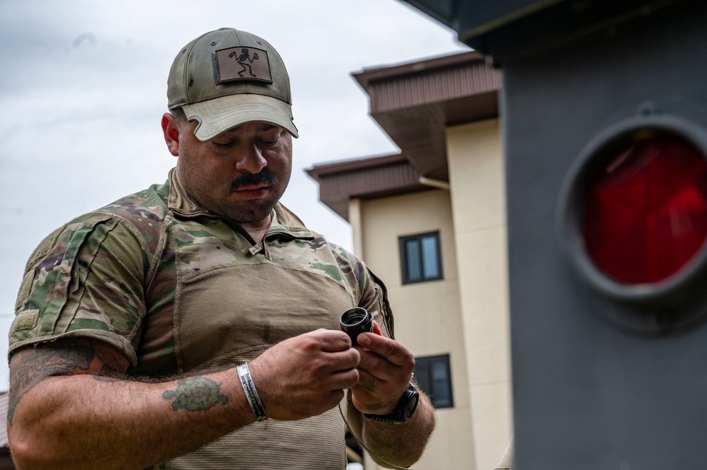 Osan EOD trains with U.S. Army counterparts