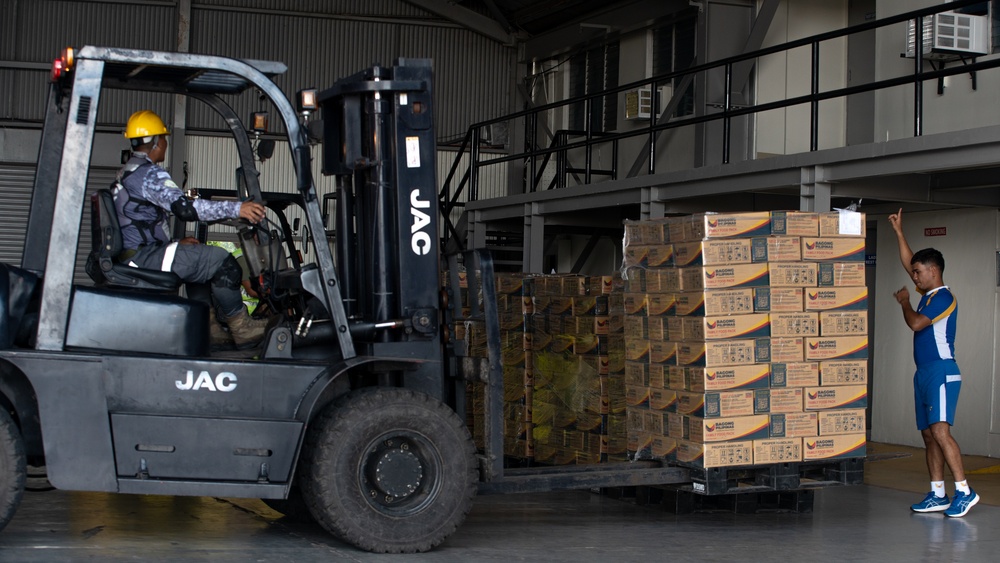 MRF-SEA Marines Stage 10,000 Family Food Packs for Foreign Disaster Relief Operations Following Super Typhoon Fung-Wong