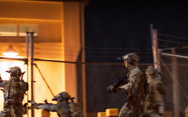 EOTG holds Close Quarters Tactics Course for Recon Marines