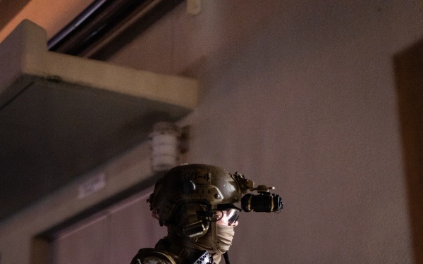 3rd Recon Bn. Conducts Close Quarters Tactics Course