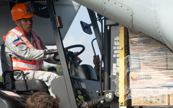 U.S. Marines with 1st MAW, MRF-SEA Deliver Supplies at Clark Air Base, Philippines in Support of Foreign Disaster Relief Operations