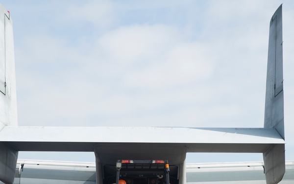 U.S. Marines with 1st MAW, MRF-SEA Deliver Supplies at Clark Air Base, Philippines in Support of Foreign Disaster Relief Operations