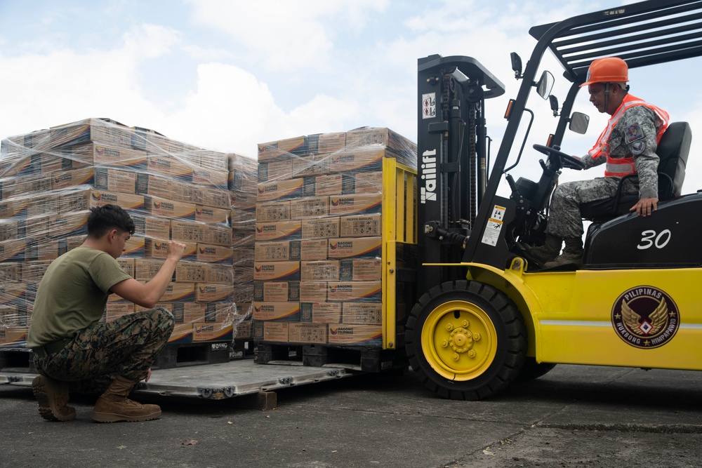 U.S. Marines with 1st MAW, MRF-SEA Deliver Supplies at Clark Air Base, Philippines in Support
