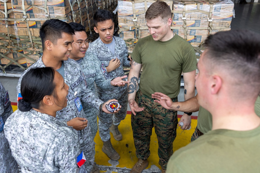U.S. Marines with MRF-SEA, 1st MAW Support Foreign Disaster Relief Operations in Philippines