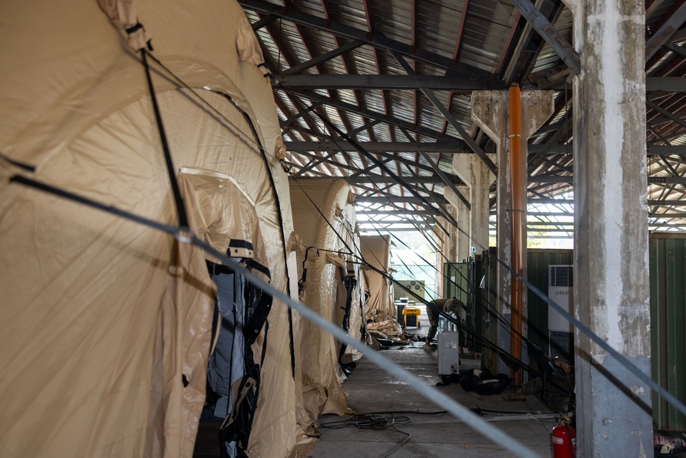 MRF-SEA Marines Establish Command Operations Center for Foreign Disaster Relief Operations
