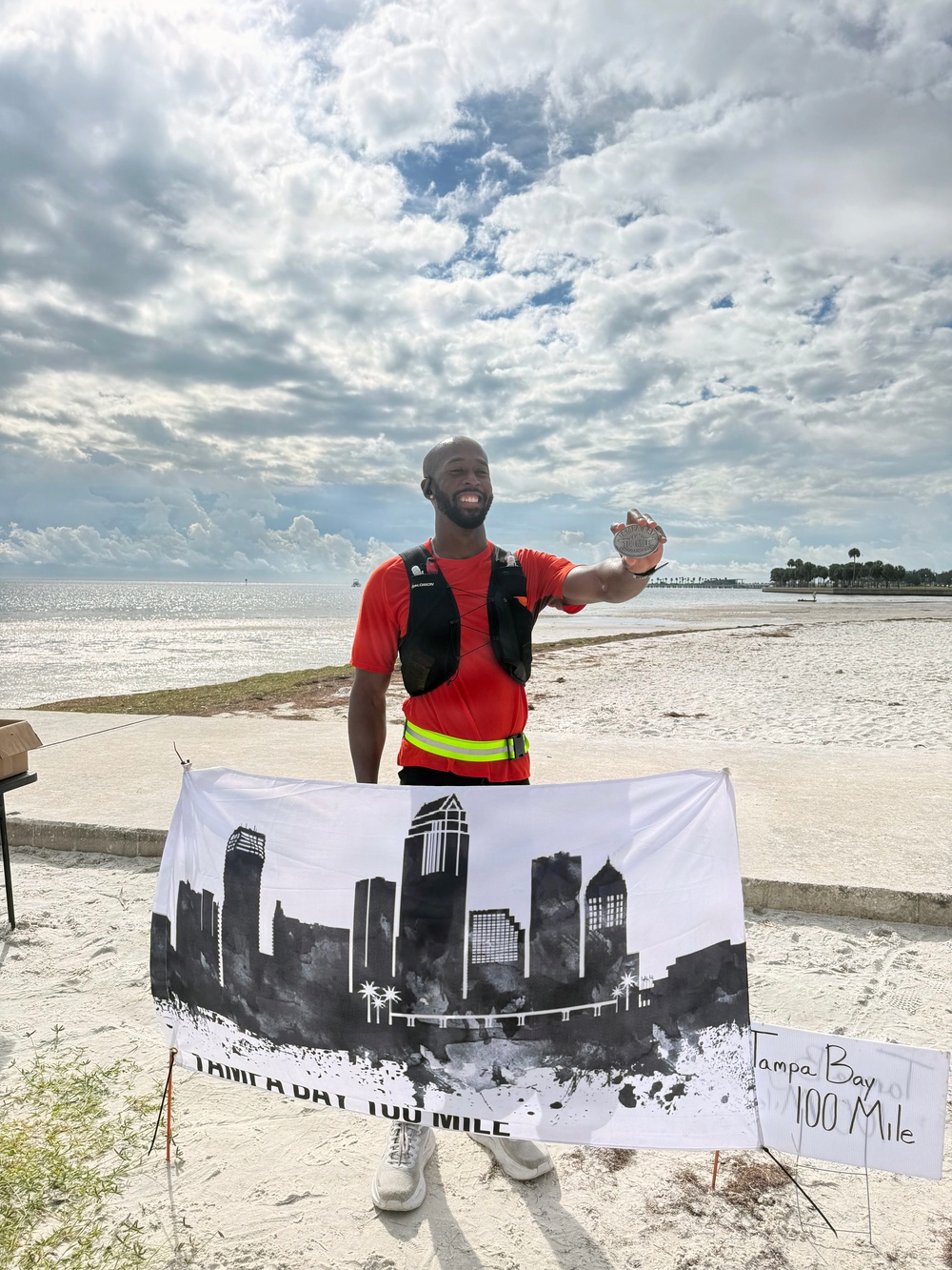 Going the extra miles: NAVSUP FLC Jacksonville Sailor completes 100-mile run