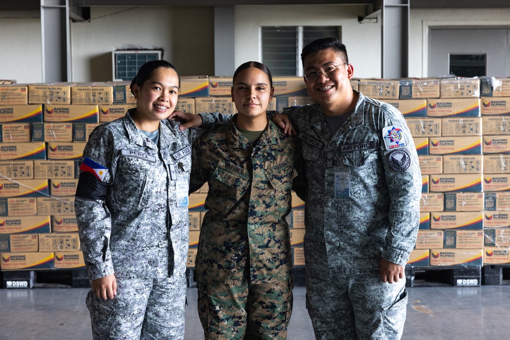 Philippine Armed Forces, U.S. Marines Prepare 10,000 Family Food Packs for Disaster Relief Operations following Super Typhoon Fung-Wong
