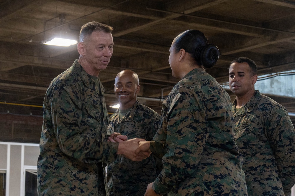 2nd Marine Division Assistant Commander Tours 2nd Combat Readiness Regiment’s Repairable Issue Point and Supply Management Unit