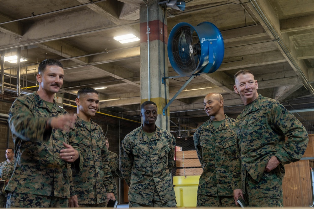2nd Marine Division Assistant Commander Tours 2nd Combat Readiness Regiment’s Repairable Issue Point and Supply Management Unit