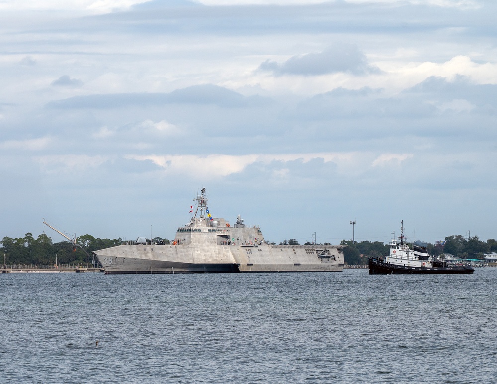 USS Pierre Arrives in Panama City, Florida