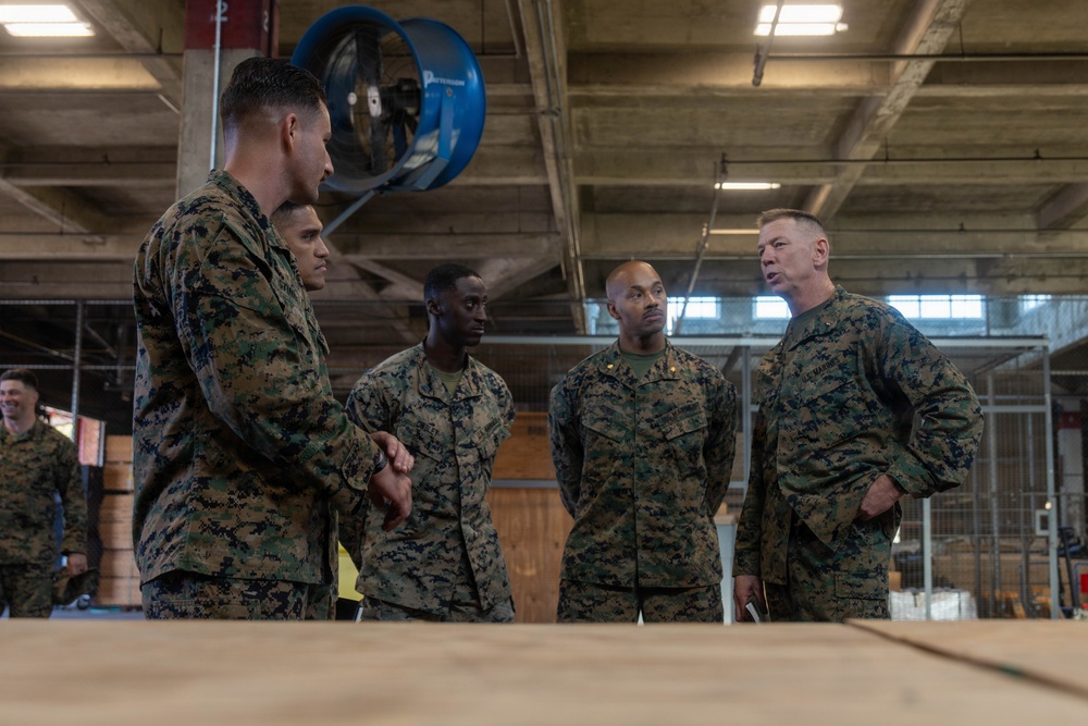 2nd Marine Division Assistant Commander Tours 2nd Combat Readiness Regiment’s Repairable Issue Point and Supply Management Unit