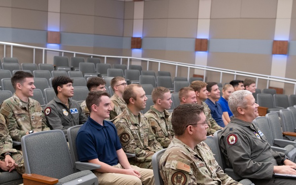 18th Air Force Commander delivers advice, mentorship to ROTC cadets