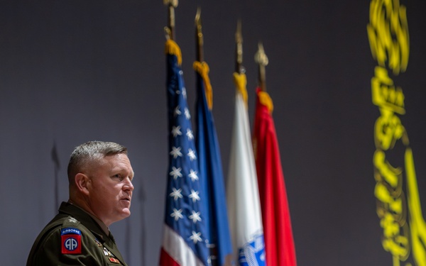 Outstanding USAWC Alumni return to be awarded by AWCF