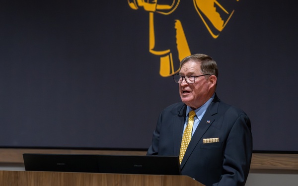 Outstanding USAWC Alumni return to be awarded by AWCF