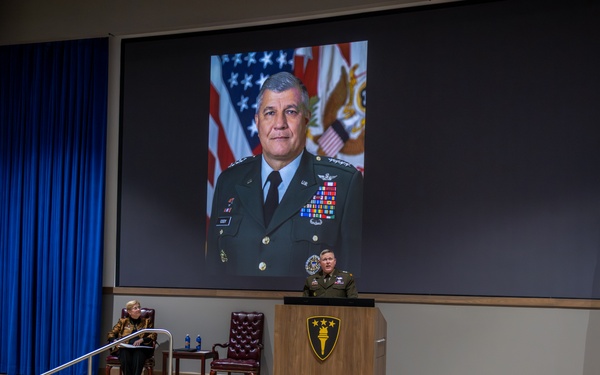 Outstanding USAWC Alumni return to be awarded by AWCF