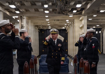 USS Arlington (LPD 24) Changes Command 2025