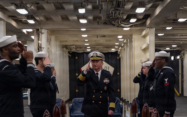 USS Arlington (LPD 24) Changes Command 2025
