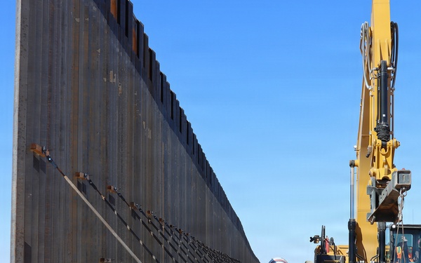BMGR-1 Week Three border barrier panel installation