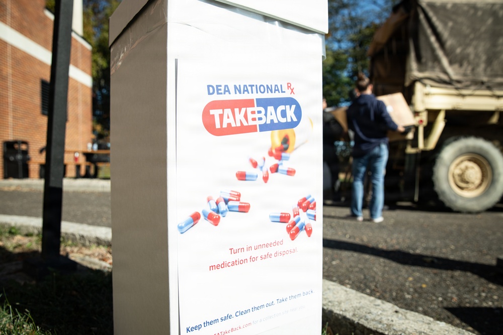 DEA, NJNG Team up for Takeback Day