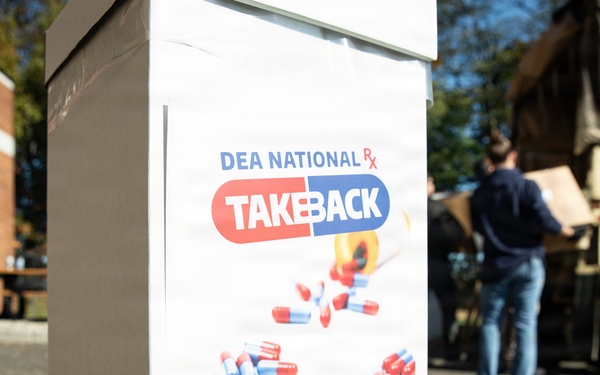DEA, NJNG Team up for Takeback Day
