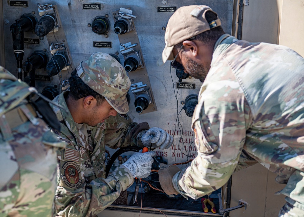 23d Combat Air Base Squadron builds teamwork, expeditionary skills at Silver Flag