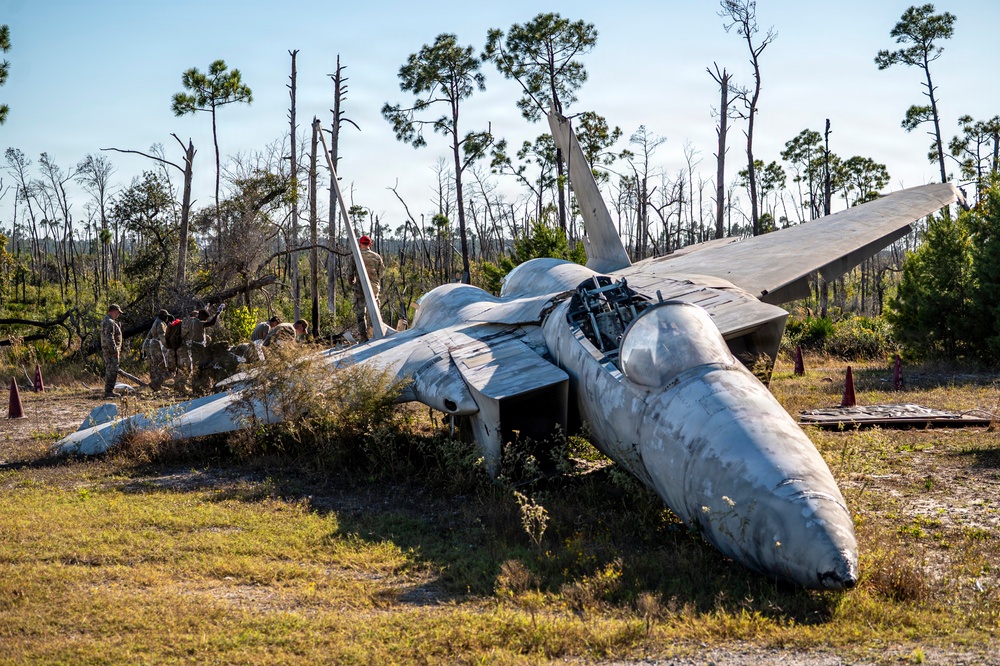 23d Combat Air Base Squadron builds teamwork, expeditionary skills at Silver Flag