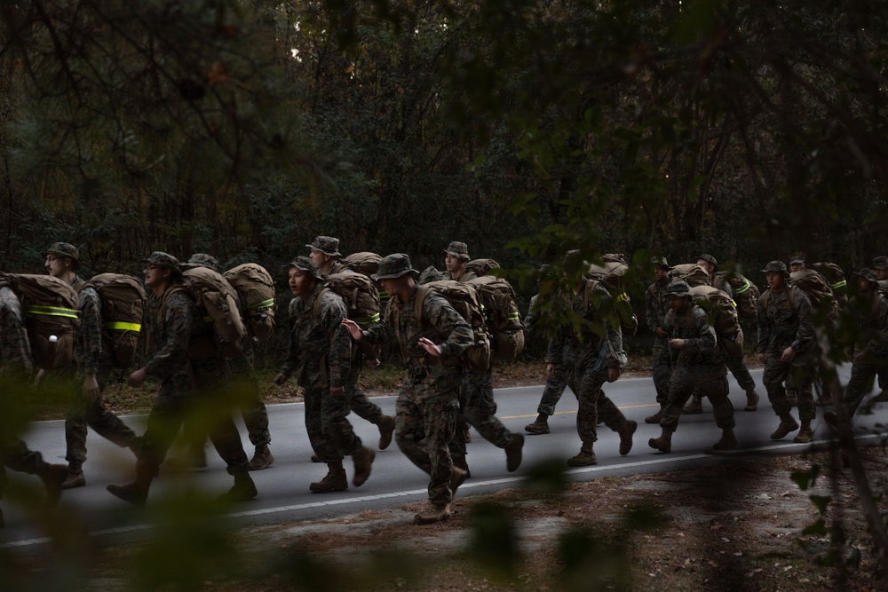 2nd Marine Logistics Group Headquarters and Service Battalion 10km Hike