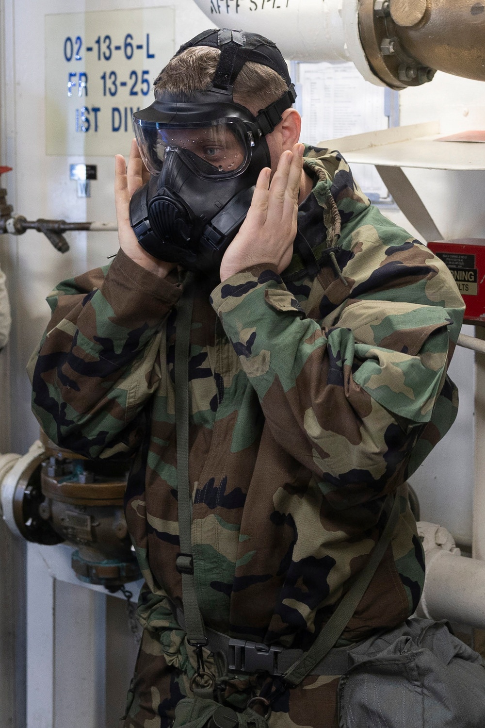 USS Iwo Jima Sailors Conduct an Integrated Training Team Environment