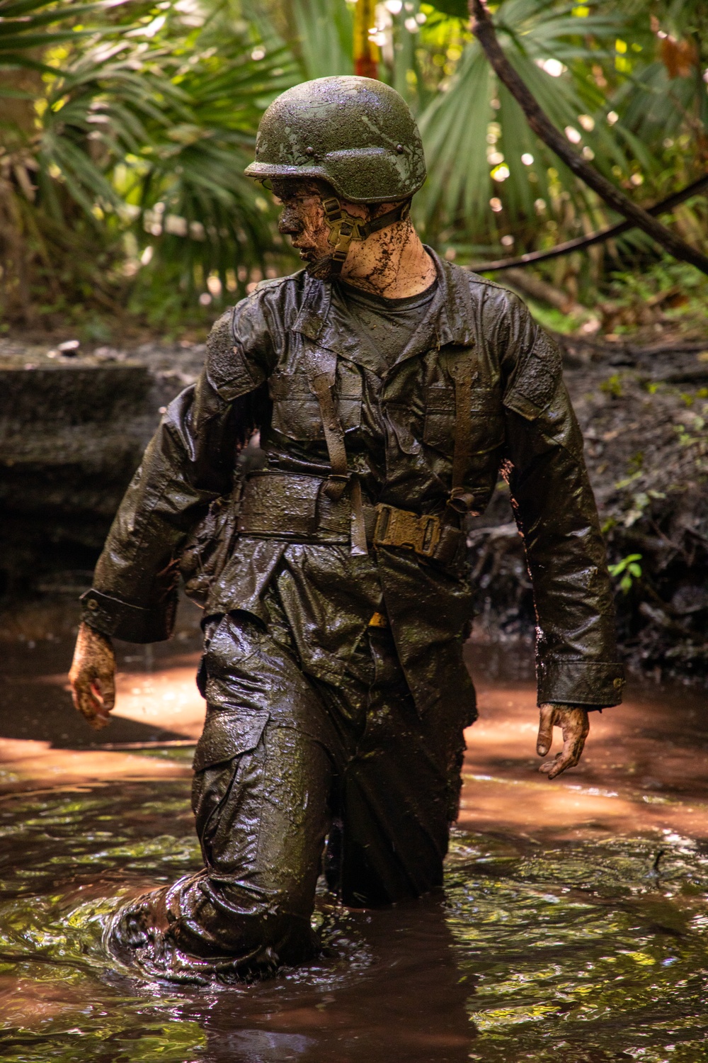 24th MEU Hosts Endurance Course for Naval Academy Students