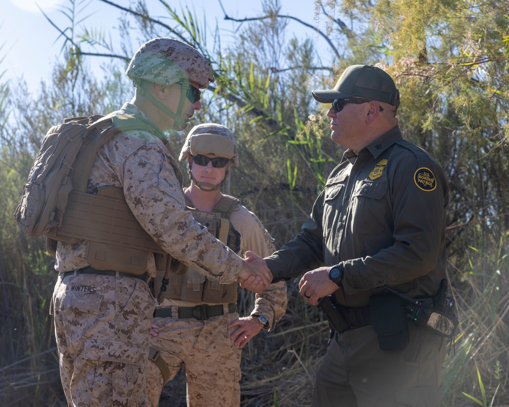 Brig. Gen. Jeremy Winters visits JTF-SB service members
