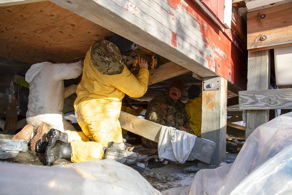 AKOM members help restore Tuntutuliak homes during Operation Halong Response