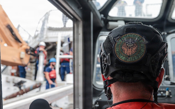 U.S. Coast Guard and Panama Security Services Conduct Cutter Passing Exercise