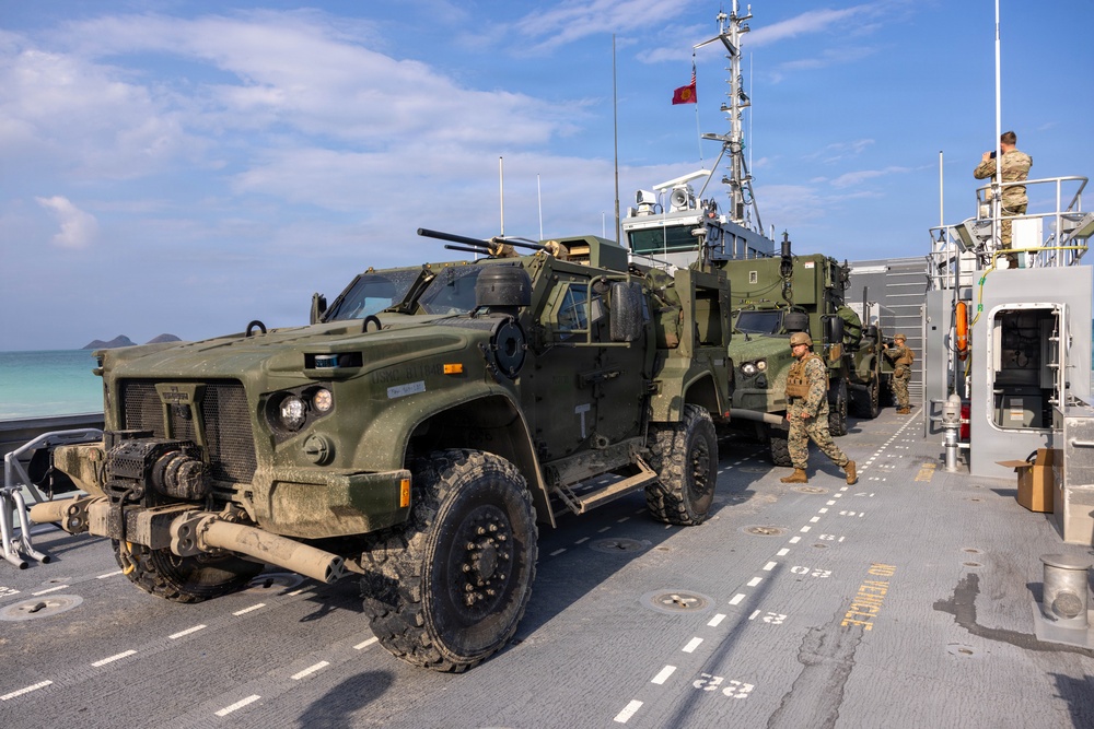 3rd LLB MSV-L beach operations