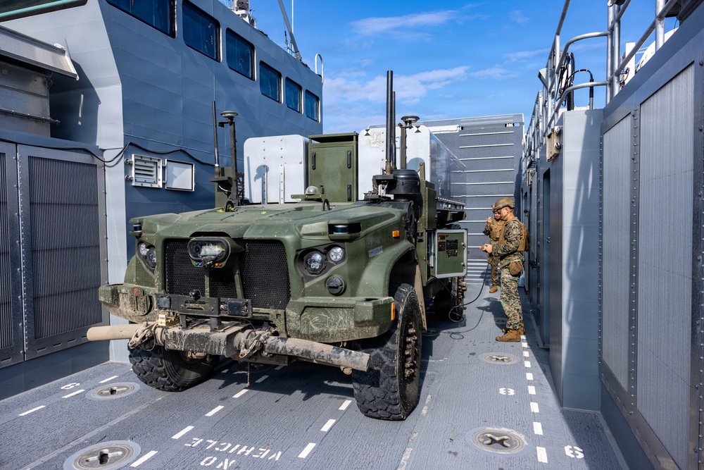 3rd LLB MSV-L beach operations