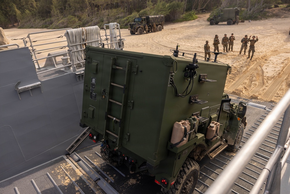 3rd LLB MSV-L beach operations