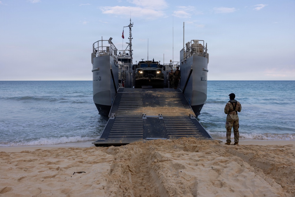 3rd LLB MSV-L beach operations